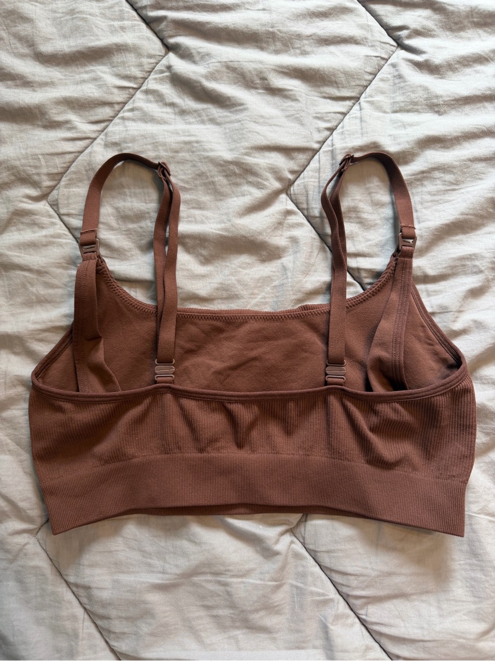 Nursing bra size large - Picture 3 of 6